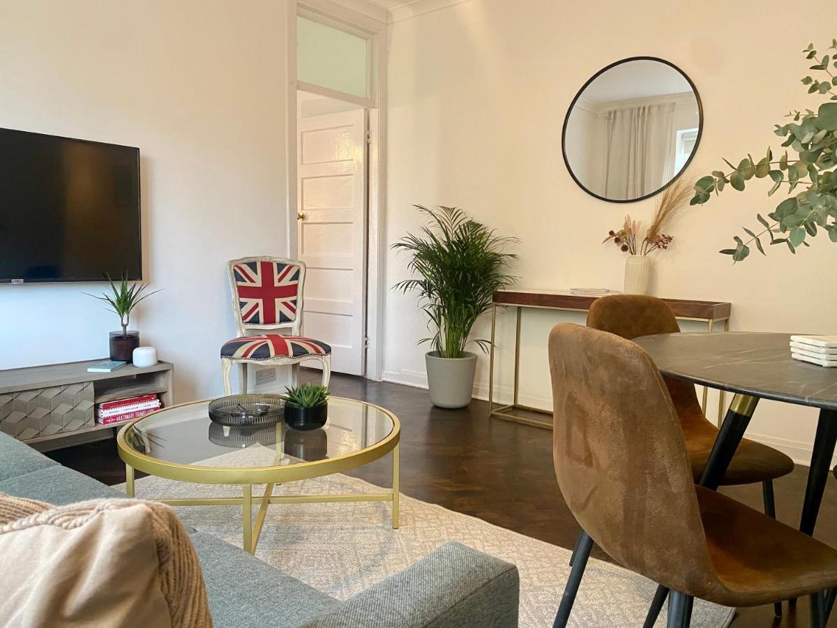 Newly Refurbished 2 Bedroom Apartment In South London Eksteriør bilde