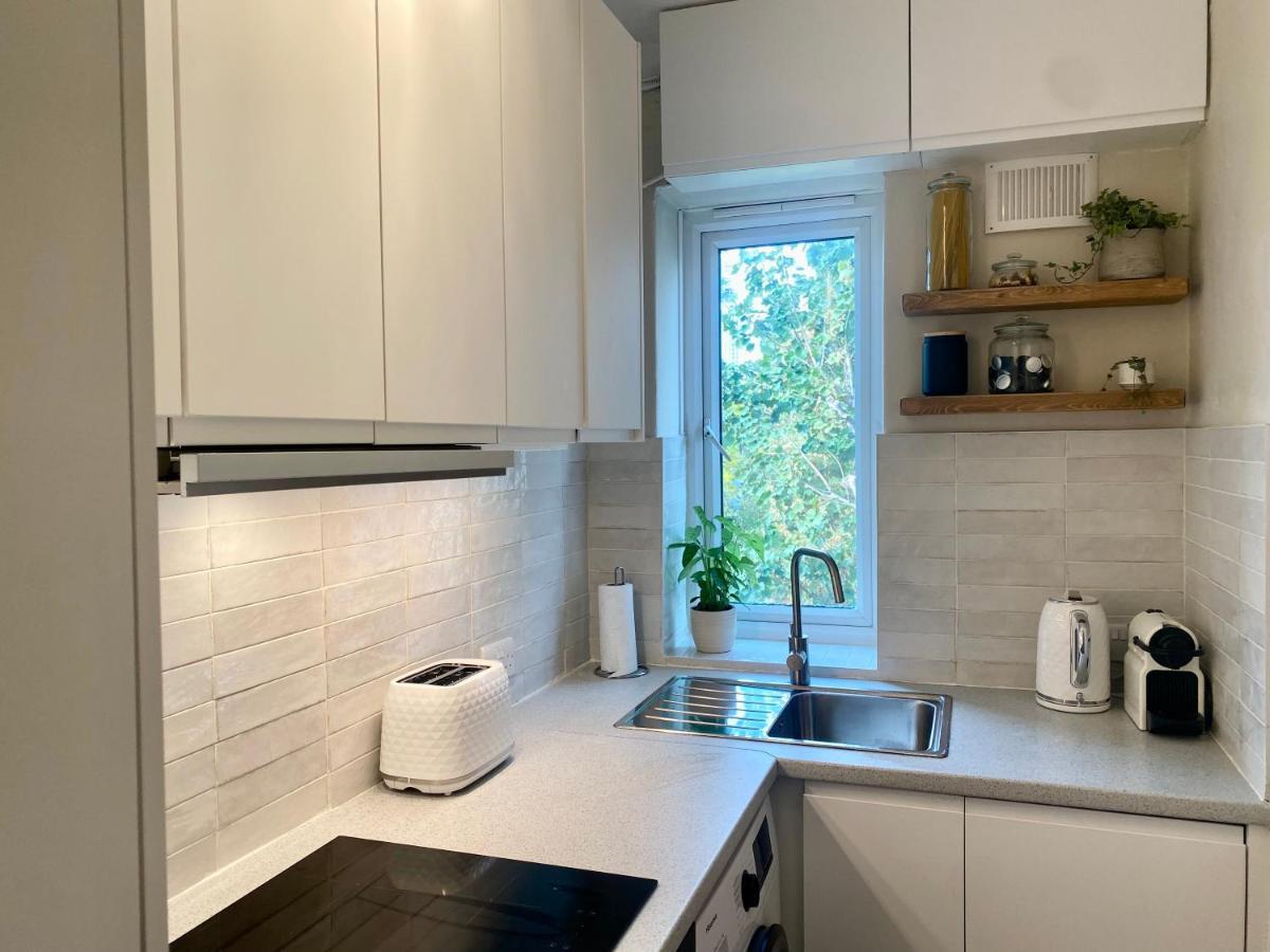 Newly Refurbished 2 Bedroom Apartment In South London Eksteriør bilde